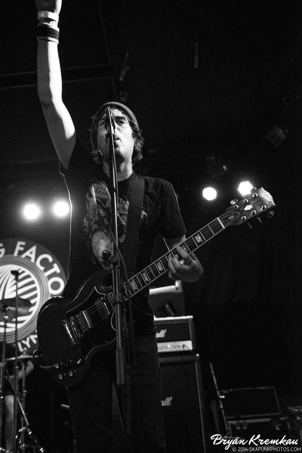 Mustard Plug, Deal's Gone Bad, Butcher Knives, The Fad @ Knitting Factory, Brooklyn, NY (13)