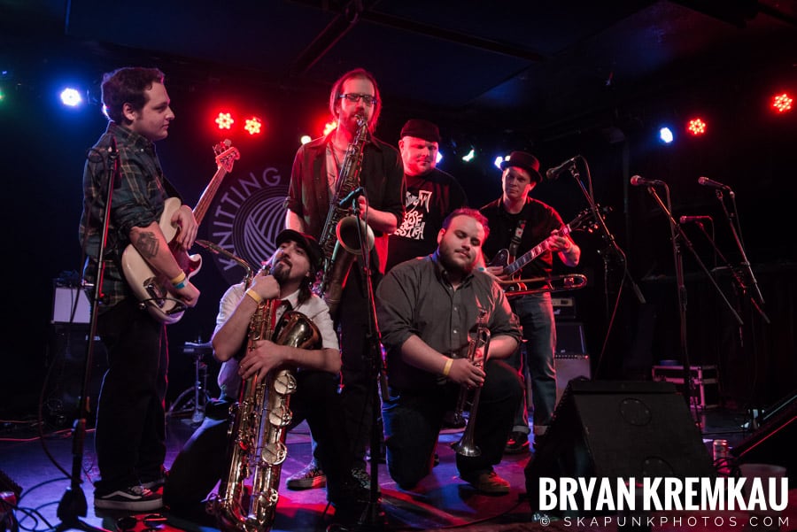 The Porkers, The Pandemics, The Rudie Crew, Skarroñeros @ Knitting Factory, Brooklyn, NY (29)